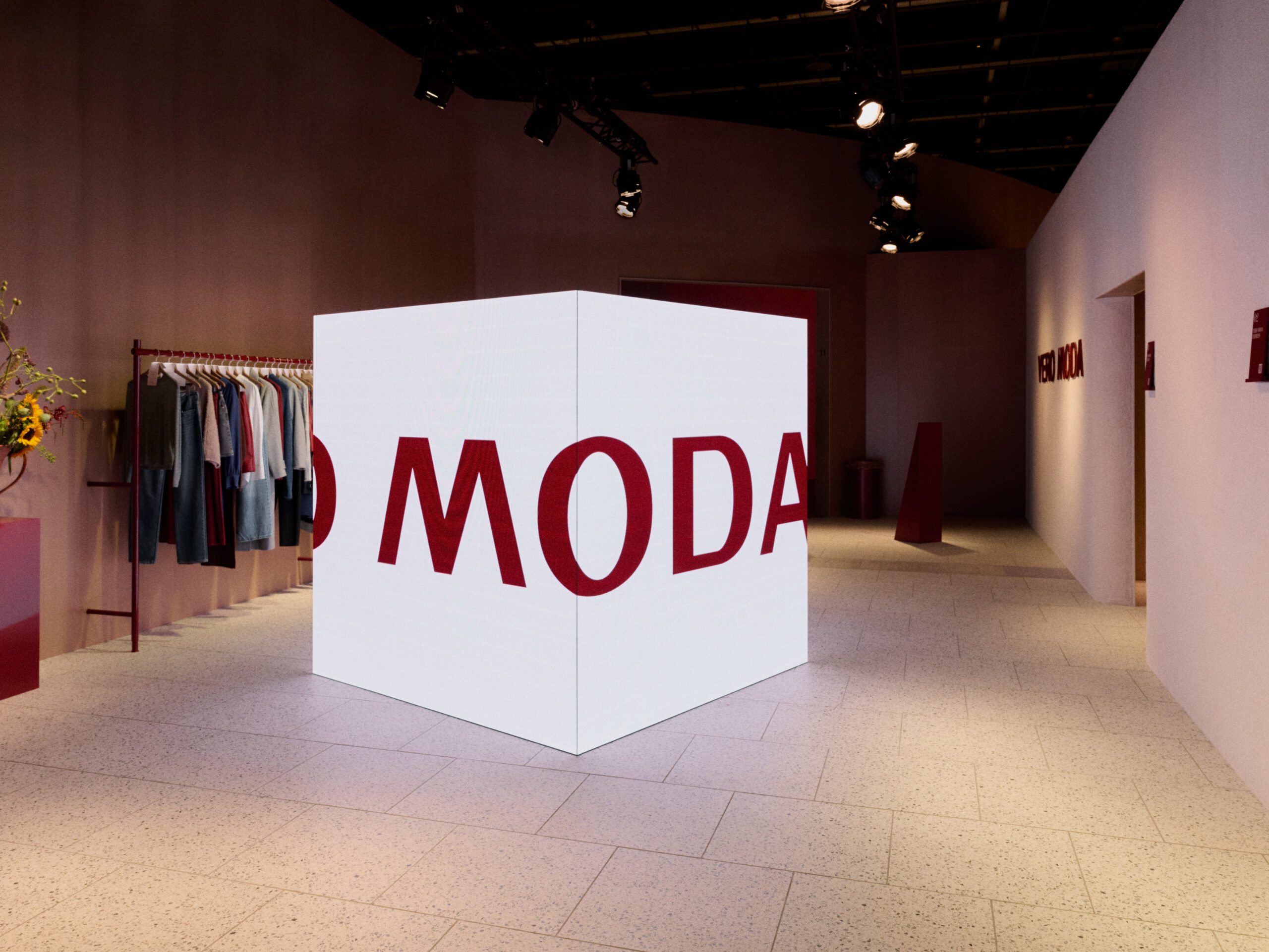 dbdd084448b578d5f50ce910b86d890a817de5f9